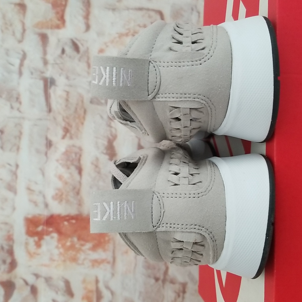 New Nike Dualtone Racer Woven Sneakers - Picture 6 of 9